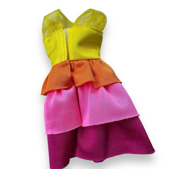 Barbie Ultimate Curls Doll Clothes Lot: Layered Dress, Heels, Mirror, Purse - Picture 4 of 7